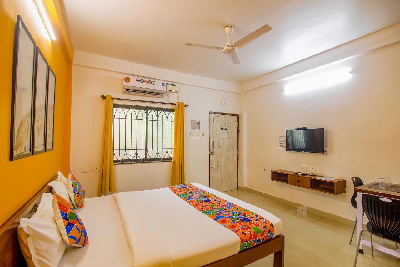 Fabescape Sk Studios With Pool & Gym, Arpora Velha Goa Exterior foto