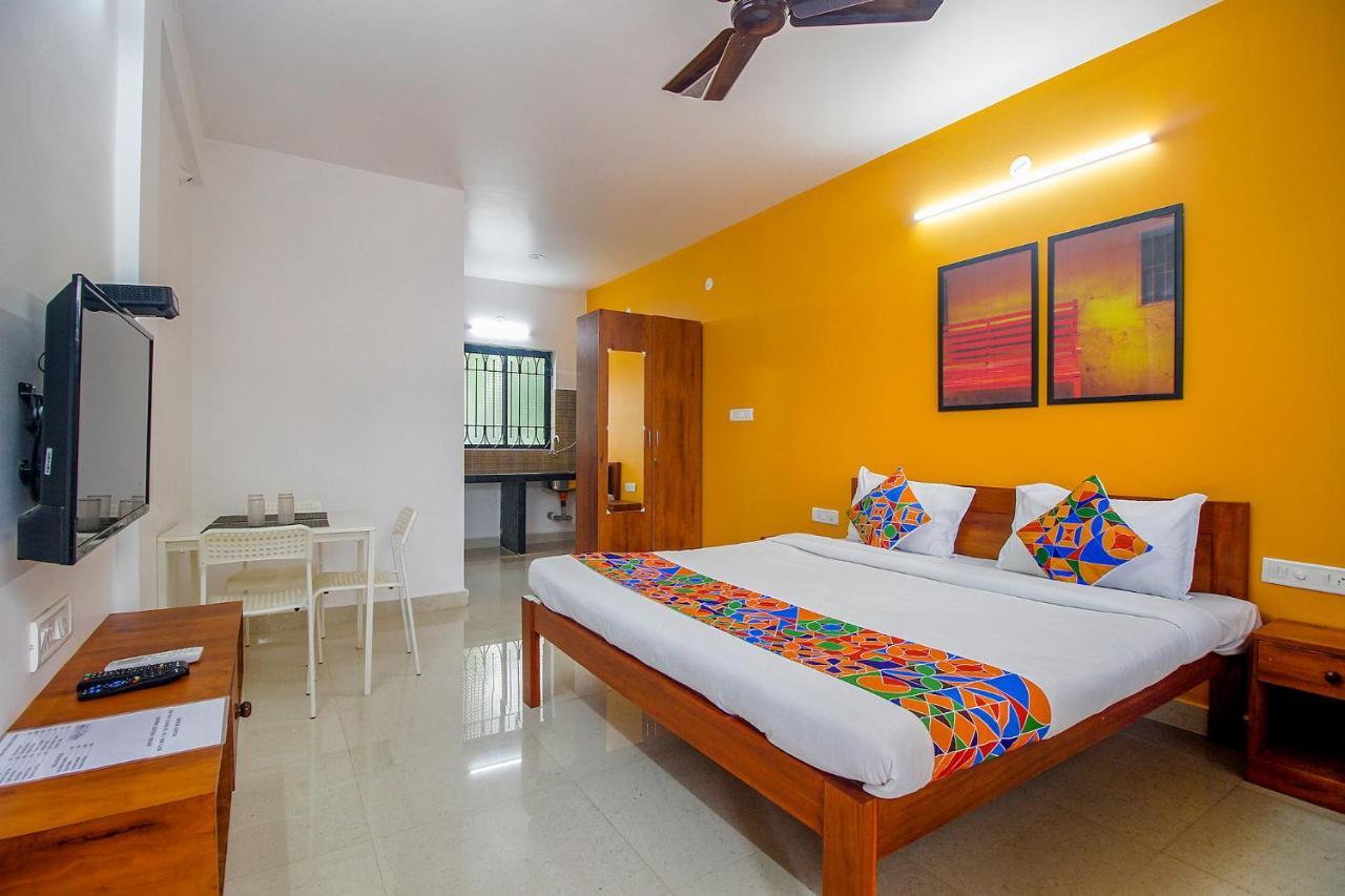 Fabescape Sk Studios With Pool & Gym, Arpora Velha Goa Exterior foto