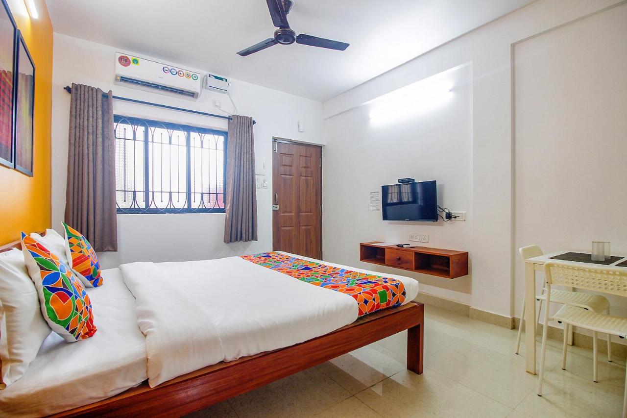 Fabescape Sk Studios With Pool & Gym, Arpora Velha Goa Exterior foto