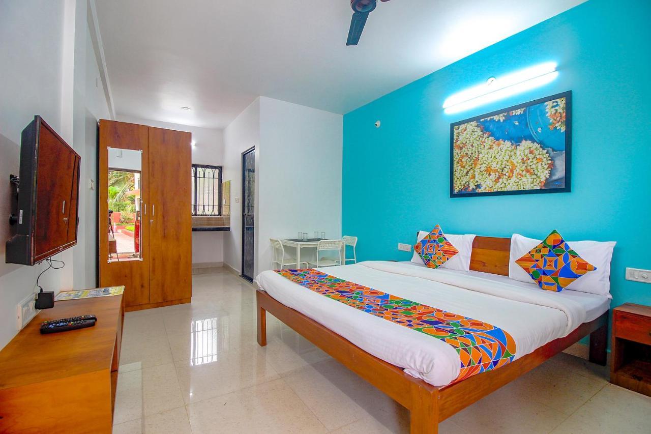 Fabescape Sk Studios With Pool & Gym, Arpora Velha Goa Exterior foto