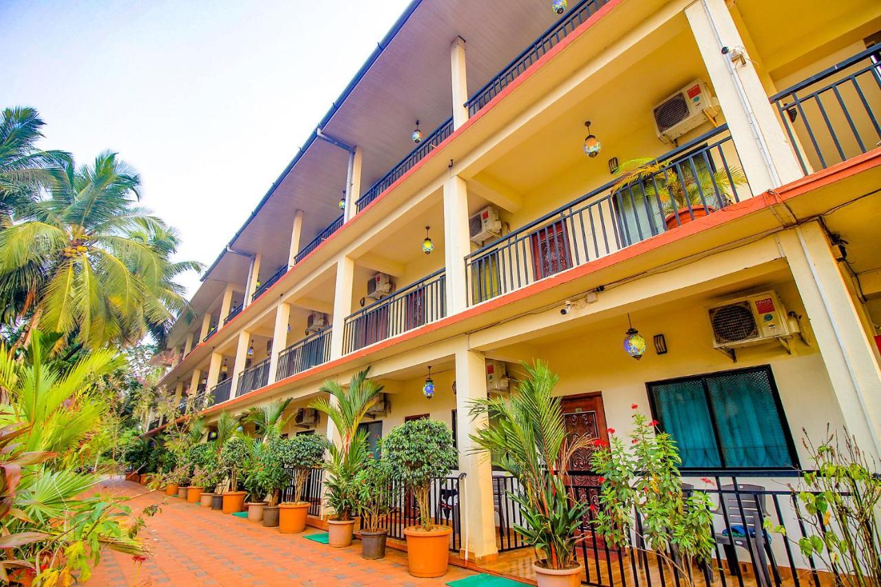 Fabescape Sk Studios With Pool & Gym, Arpora Velha Goa Exterior foto