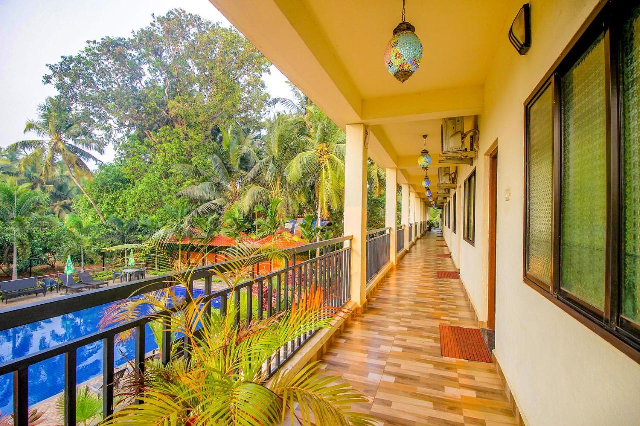 Fabescape Sk Studios With Pool & Gym, Arpora Velha Goa Exterior foto