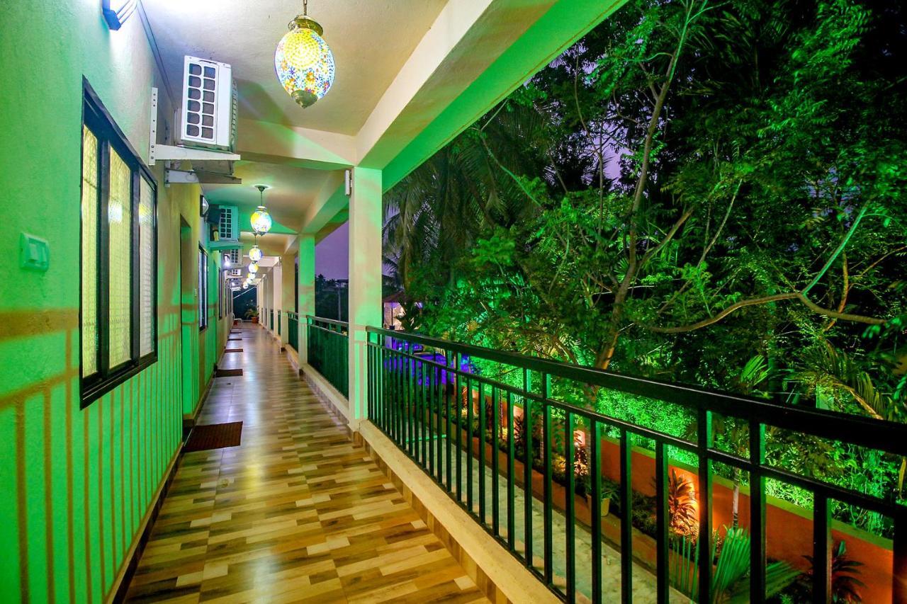 Fabescape Sk Studios With Pool & Gym, Arpora Velha Goa Exterior foto