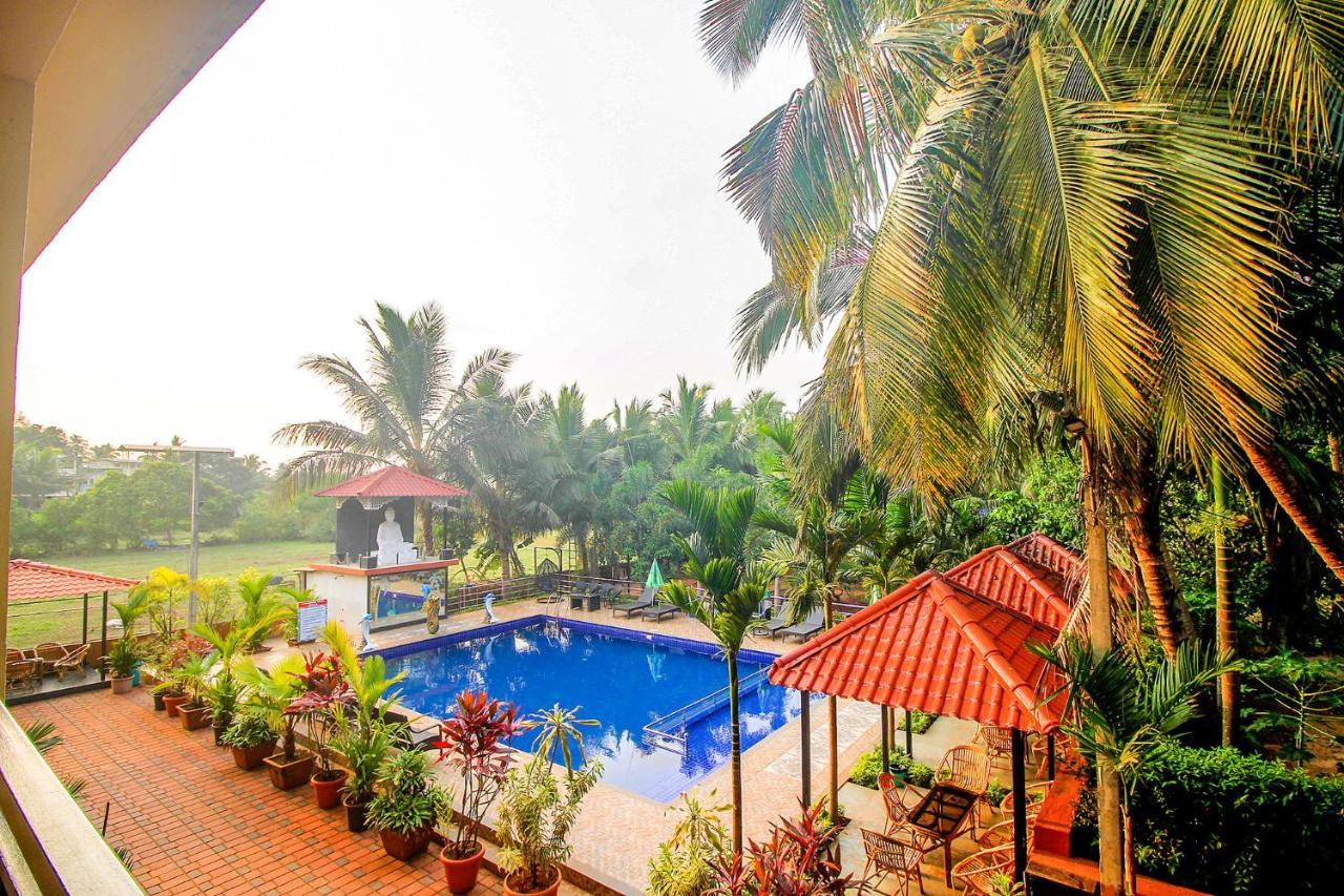 Fabescape Sk Studios With Pool & Gym, Arpora Velha Goa Exterior foto
